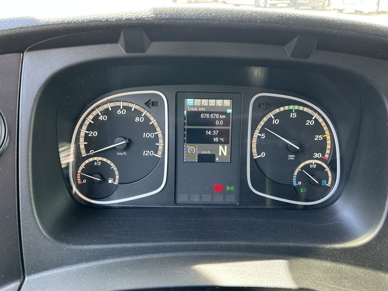 Mercedes-Benz Atego 818 / 8 Ton / 676 dkm / Box / Laadklep / APK TUV 03-26 - Φορτηγό κόφα: φωτογραφία 4 Mercedes-Benz Atego 818 / 8 Ton / 676 dkm / Box / Laadklep / APK TUV 03-26 - Φορτηγό κόφα: φωτογραφία 4