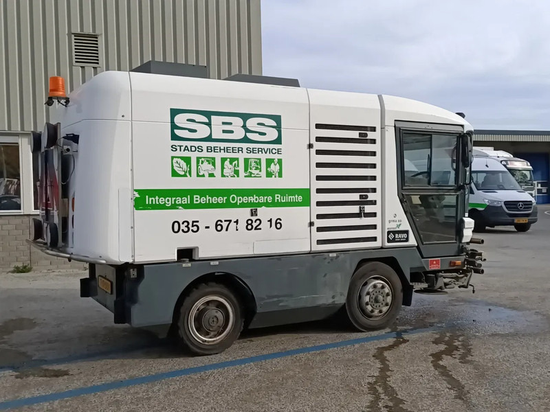 Ravo 540 5-Series 540 - Σάρωθρο δρόμων: φωτογραφία 5 Ravo 540 5-Series 540 - Σάρωθρο δρόμων: φωτογραφία 5