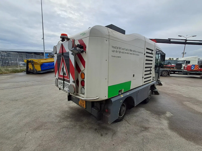 Ravo 540 540 - Σάρωθρο δρόμων: φωτογραφία 5 Ravo 540 540 - Σάρωθρο δρόμων: φωτογραφία 5