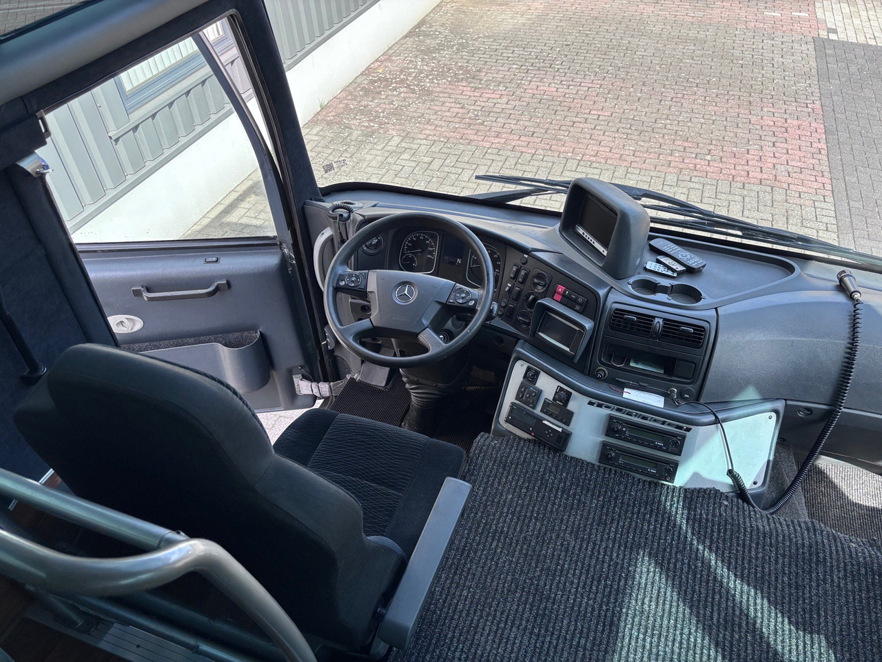 Πούλμαν Mercedes ATEGO 1530 Touring GT / UNVI: φωτογραφία 17