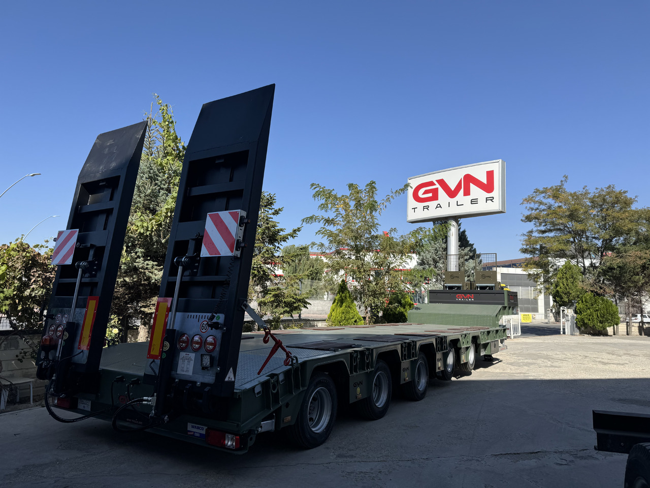 GVN Trailer 5 AXLE LOWBED - Επικαθήμενο με χαμηλό δάπεδο: φωτογραφία 5 GVN Trailer 5 AXLE LOWBED - Επικαθήμενο με χαμηλό δάπεδο: φωτογραφία 5