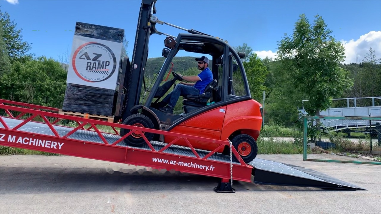 AZ RAMP STAR-10-XL mobile loading ramp - Ράμπα φόρτωσης: φωτογραφία 5 AZ RAMP STAR-10-XL mobile loading ramp - Ράμπα φόρτωσης: φωτογραφία 5