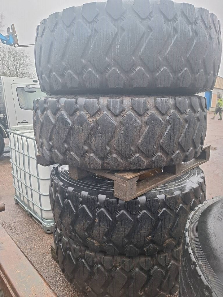 Maxam 17.5R25 4kpl renkaat - Ελαστικό για Κατασκευή μηχανήματα: φωτογραφία 3 Maxam 17.5R25 4kpl renkaat - Ελαστικό για Κατασκευή μηχανήματα: φωτογραφία 3