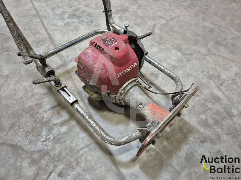 Atlas-Copco - Δονητική πλάκα: φωτογραφία 3 Atlas-Copco - Δονητική πλάκα: φωτογραφία 3