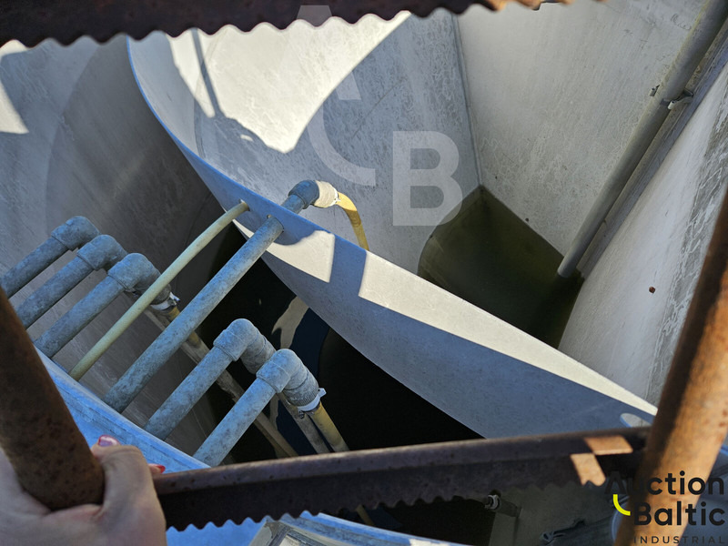 August ir Ko - Φορτηγό βυτιοφόρο: φωτογραφία 5 August ir Ko - Φορτηγό βυτιοφόρο: φωτογραφία 5