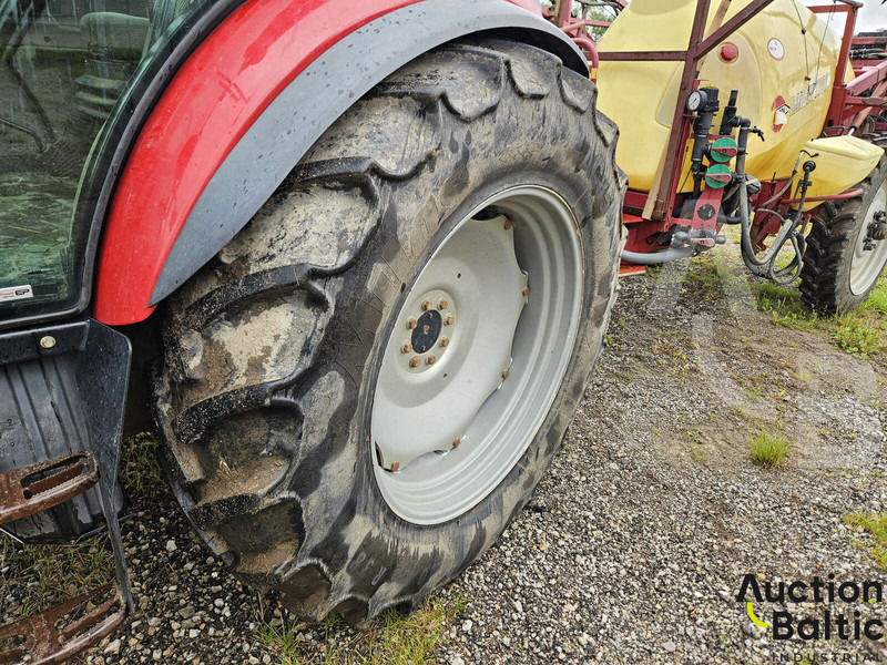 Τρακτέρ Case IH Farmall 105 A: φωτογραφία 17
