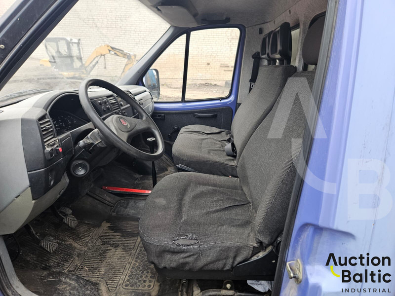 GAZ Gaz 3302 - Επαγγελματικό αυτοκίνητο κόφα: φωτογραφία 5 GAZ Gaz 3302 - Επαγγελματικό αυτοκίνητο κόφα: φωτογραφία 5