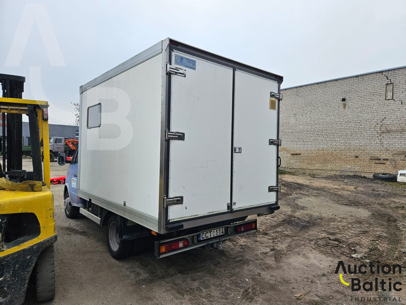 GAZ Gaz 3302 - Επαγγελματικό αυτοκίνητο κόφα: φωτογραφία 3 GAZ Gaz 3302 - Επαγγελματικό αυτοκίνητο κόφα: φωτογραφία 3