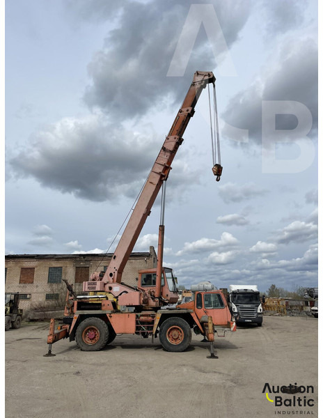 Grove AT 633 B - Γερανός παπαγάλος: φωτογραφία 5 Grove AT 633 B - Γερανός παπαγάλος: φωτογραφία 5