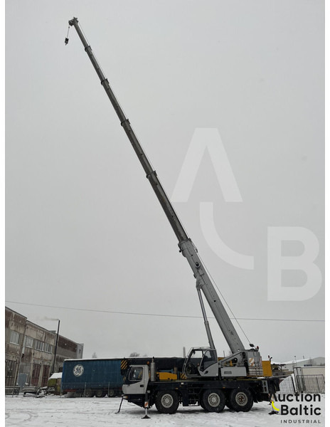 Grove GMK 3055 - Γερανός παπαγάλος: φωτογραφία 3 Grove GMK 3055 - Γερανός παπαγάλος: φωτογραφία 3