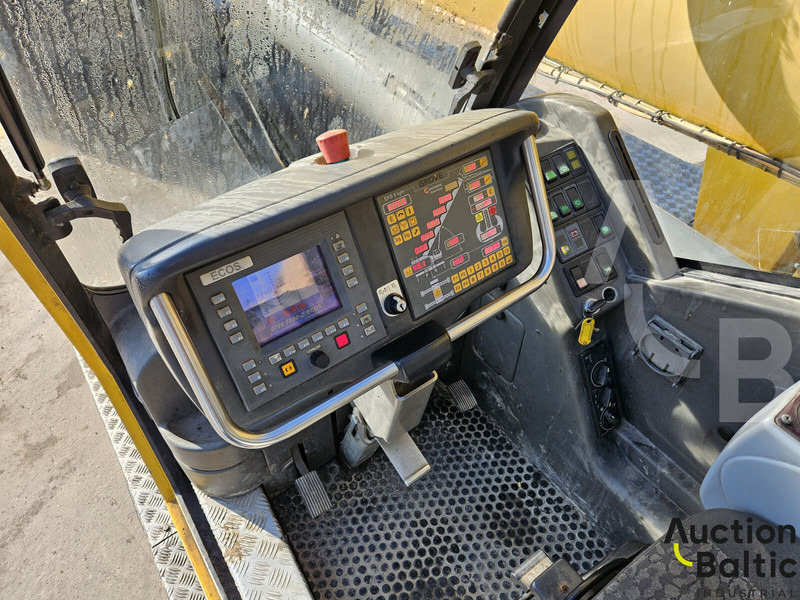 Γερανός παπαγάλος Grove GMK 5130-2: φωτογραφία 13 Γερανός παπαγάλος Grove GMK 5130-2: φωτογραφία 13