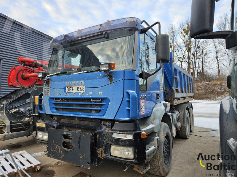 Iveco 260 E44 - Φορτηγό ανατρεπόμενο: φωτογραφία 1 Iveco 260 E44 - Φορτηγό ανατρεπόμενο: φωτογραφία 1