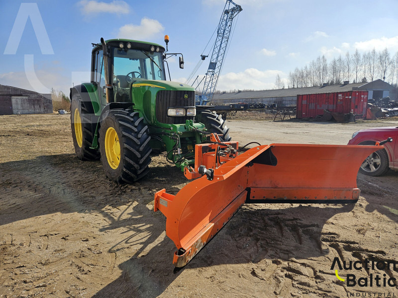 John Deere 6820 - Τρακτέρ: φωτογραφία 2 John Deere 6820 - Τρακτέρ: φωτογραφία 2