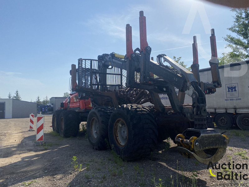 Komatsu 895 - Δασική ρυμούλκα: φωτογραφία 3 Komatsu 895 - Δασική ρυμούλκα: φωτογραφία 3