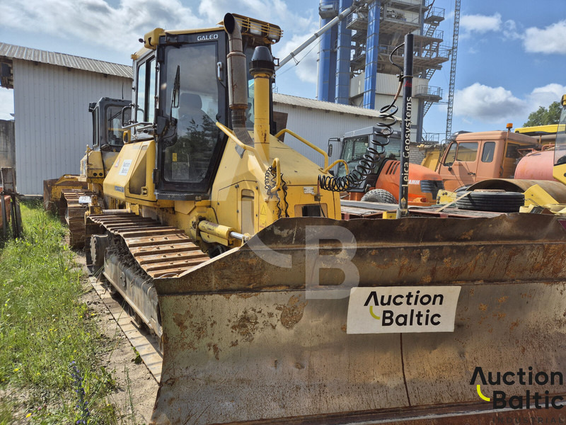 Komatsu D51EX-22 - Μπουλντόζα: φωτογραφία 2 Komatsu D51EX-22 - Μπουλντόζα: φωτογραφία 2