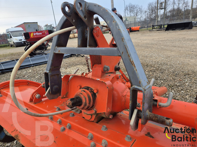Kubota R 15T - Σβολοκόπτης: φωτογραφία 5 Kubota R 15T - Σβολοκόπτης: φωτογραφία 5