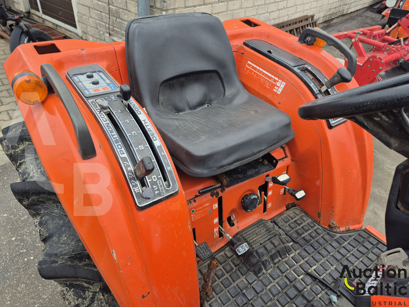 Kubota X 20 DT - Τρακτέρ: φωτογραφία 5 Kubota X 20 DT - Τρακτέρ: φωτογραφία 5
