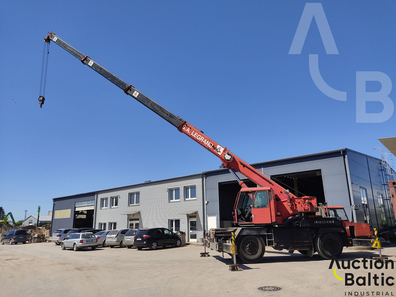 Liebherr LTM 1025 - Γερανός παντός εδάφους: φωτογραφία 1 Liebherr LTM 1025 - Γερανός παντός εδάφους: φωτογραφία 1