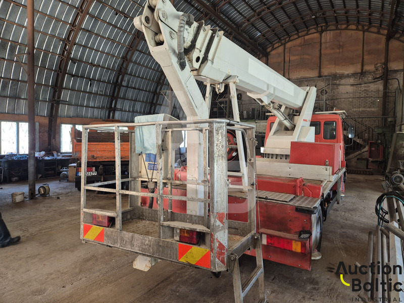 MAN 8.163 - Φορτηγό με εναέρια πλατφόρμα: φωτογραφία 3 MAN 8.163 - Φορτηγό με εναέρια πλατφόρμα: φωτογραφία 3