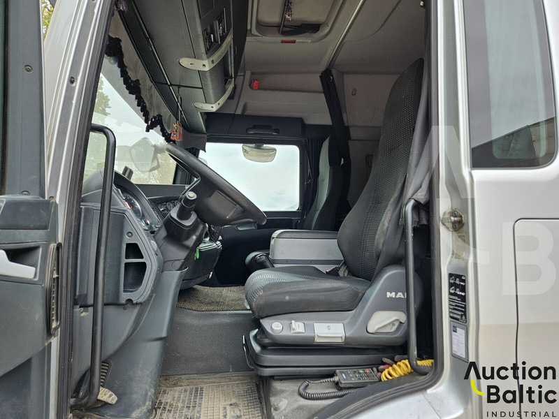 MAN TGL8.250 - Φορτηγό μουσαμάς: φωτογραφία 5 MAN TGL8.250 - Φορτηγό μουσαμάς: φωτογραφία 5