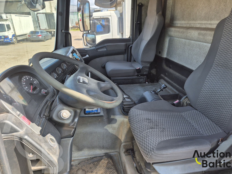 MAN TGM18.240 - Φορτηγό κόφα: φωτογραφία 5 MAN TGM18.240 - Φορτηγό κόφα: φωτογραφία 5