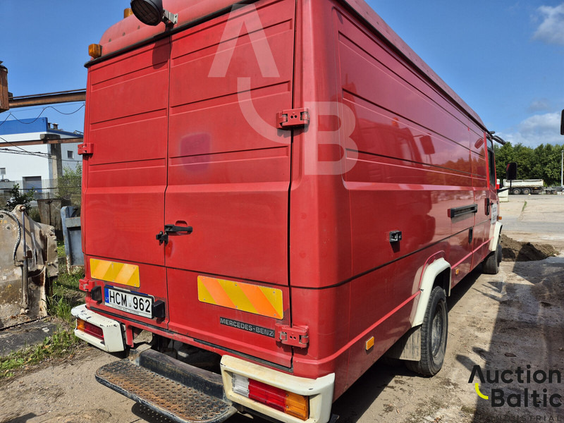 Mercedes-Benz 711 D - Μικρό βαν: φωτογραφία 5 Mercedes-Benz 711 D - Μικρό βαν: φωτογραφία 5