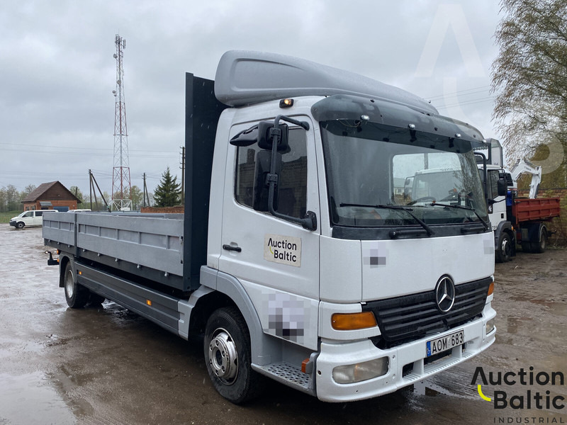 Mercedes-Benz 815 - Φορτηγό με ανοιχτή καρότσα: φωτογραφία 2 Mercedes-Benz 815 - Φορτηγό με ανοιχτή καρότσα: φωτογραφία 2