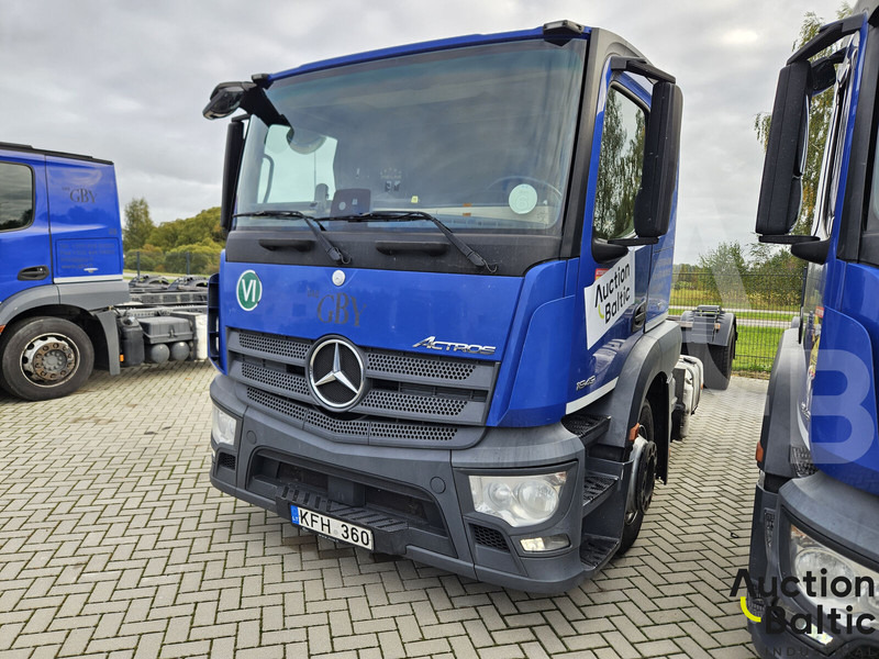 Mercedes-Benz Actros 1843 - Φορτηγό σασί: φωτογραφία 2 Mercedes-Benz Actros 1843 - Φορτηγό σασί: φωτογραφία 2
