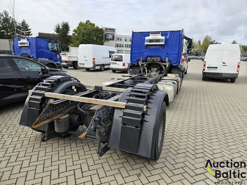 Mercedes-Benz Actros 1843 - Φορτηγό σασί: φωτογραφία 4 Mercedes-Benz Actros 1843 - Φορτηγό σασί: φωτογραφία 4