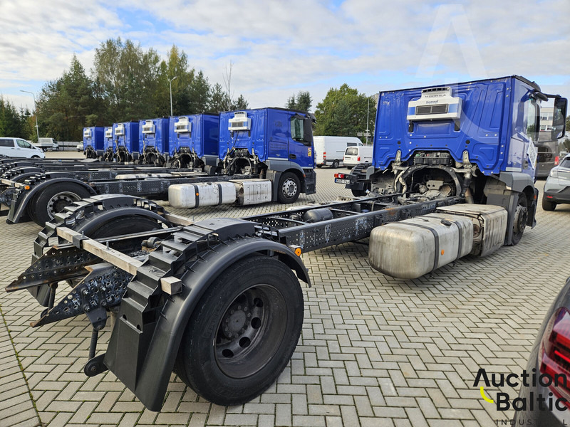Mercedes-Benz Actros 1843 - Φορτηγό σασί: φωτογραφία 2 Mercedes-Benz Actros 1843 - Φορτηγό σασί: φωτογραφία 2