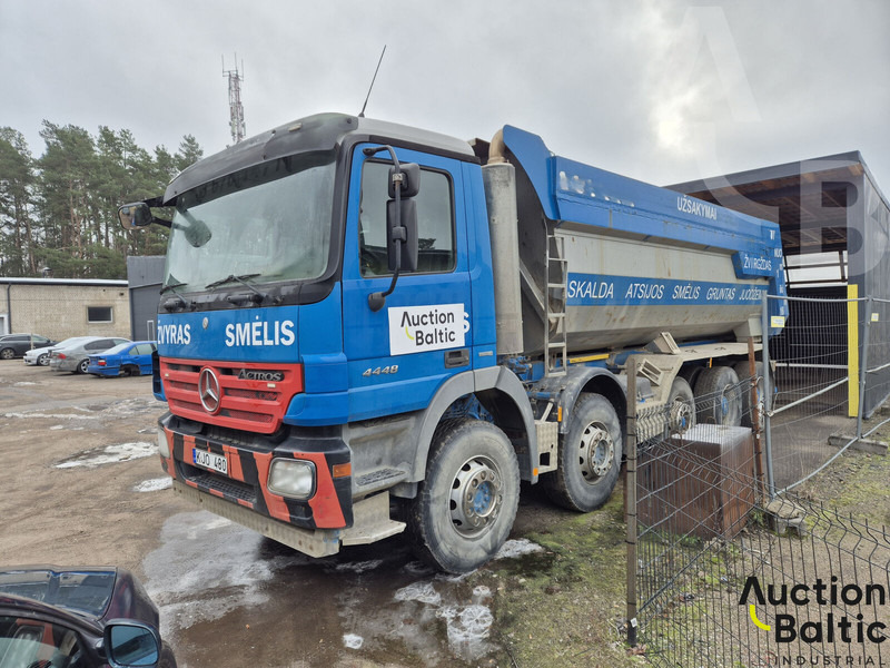 Mercedes-Benz Actros 4448 - Φορτηγό ανατρεπόμενο: φωτογραφία 2 Mercedes-Benz Actros 4448 - Φορτηγό ανατρεπόμενο: φωτογραφία 2