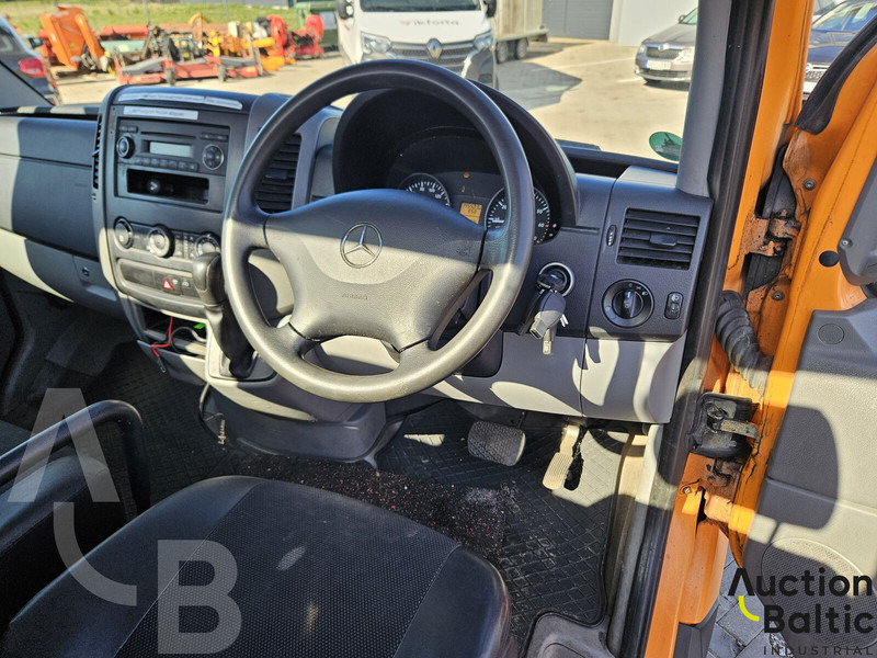 Απορριμματοφόρο Mercedes-Benz Sprinter: φωτογραφία 6 Απορριμματοφόρο Mercedes-Benz Sprinter: φωτογραφία 6