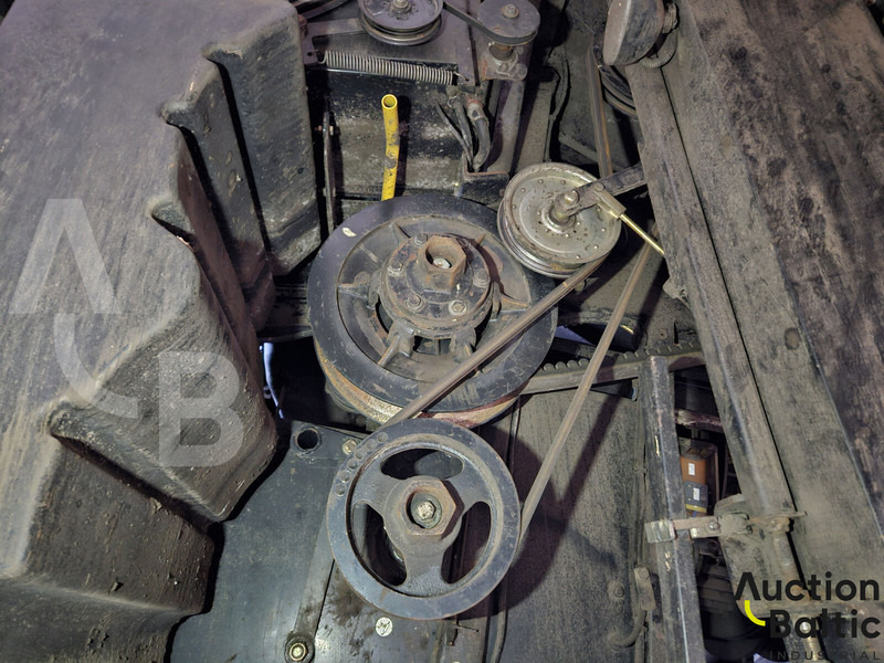 Θεριζοαλωνιστική μηχανή για τη μεταφορά τροφίμων New Holland CR 9080: φωτογραφία 18 Θεριζοαλωνιστική μηχανή για τη μεταφορά τροφίμων New Holland CR 9080: φωτογραφία 18