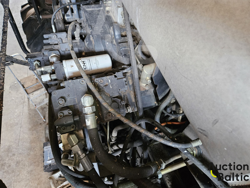 Θεριζοαλωνιστική μηχανή για τη μεταφορά τροφίμων New Holland CR 9080: φωτογραφία 19 Θεριζοαλωνιστική μηχανή για τη μεταφορά τροφίμων New Holland CR 9080: φωτογραφία 19