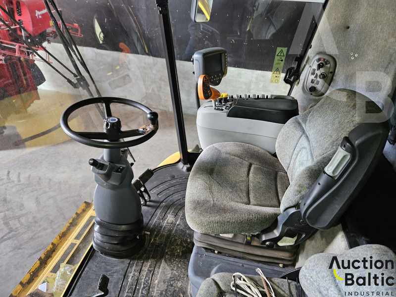 New Holland CR 9080 - Θεριζοαλωνιστική μηχανή: φωτογραφία 5 New Holland CR 9080 - Θεριζοαλωνιστική μηχανή: φωτογραφία 5