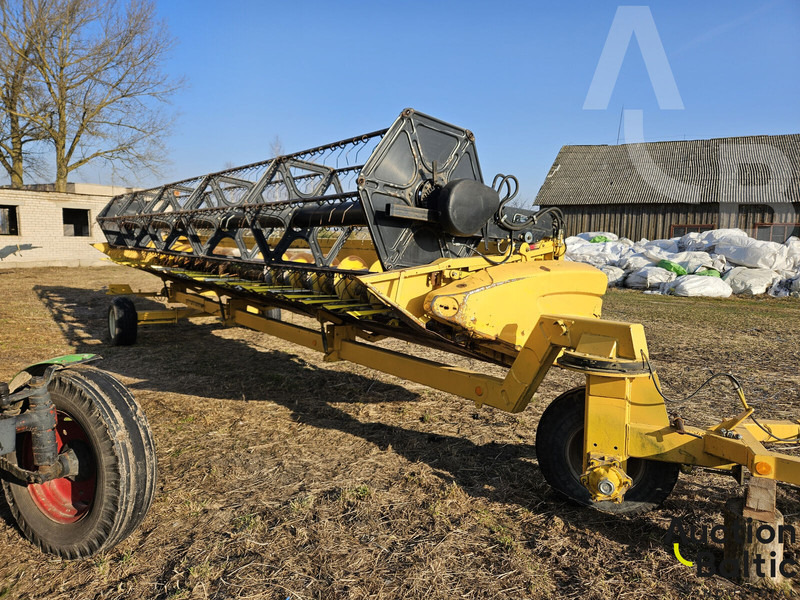 Θεριζοαλωνιστική μηχανή για τη μεταφορά τροφίμων New Holland CR 9080: φωτογραφία 12 Θεριζοαλωνιστική μηχανή για τη μεταφορά τροφίμων New Holland CR 9080: φωτογραφία 12