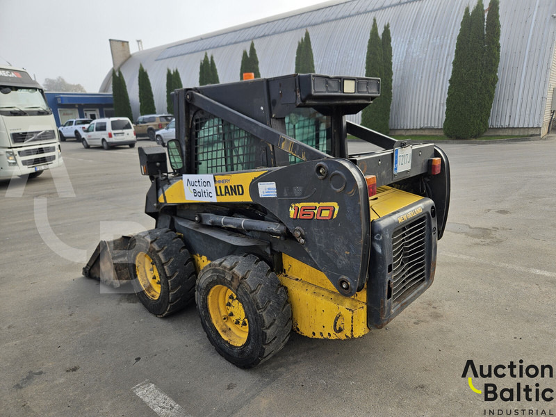 New Holland LS 160 - Φορτωτής πλάγιας ολίσθησης: φωτογραφία 3 New Holland LS 160 - Φορτωτής πλάγιας ολίσθησης: φωτογραφία 3