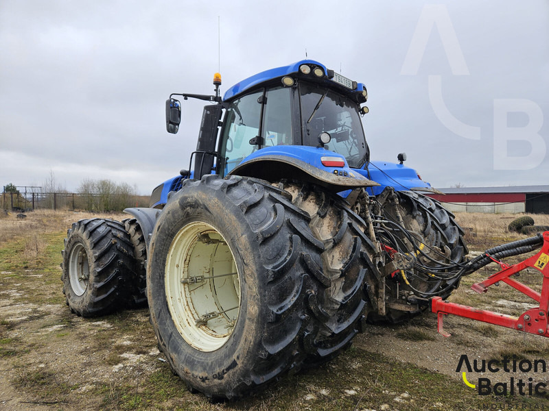 New Holland T 8.410 - Τρακτέρ: φωτογραφία 4 New Holland T 8.410 - Τρακτέρ: φωτογραφία 4