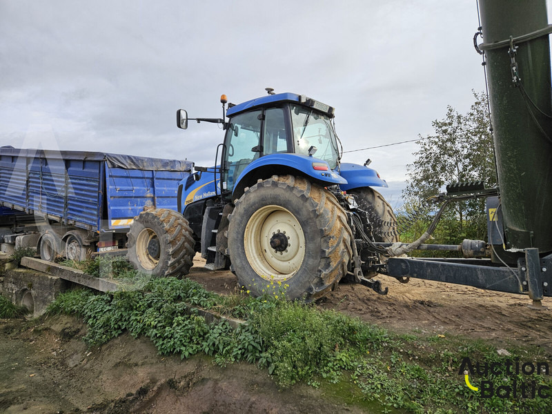 New Holland T 8040 - Τρακτέρ: φωτογραφία 3 New Holland T 8040 - Τρακτέρ: φωτογραφία 3
