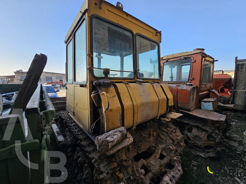 Onbekend DT-75 - Ερπυστριοφόρο τρακτέρ: φωτογραφία 3 Onbekend DT-75 - Ερπυστριοφόρο τρακτέρ: φωτογραφία 3
