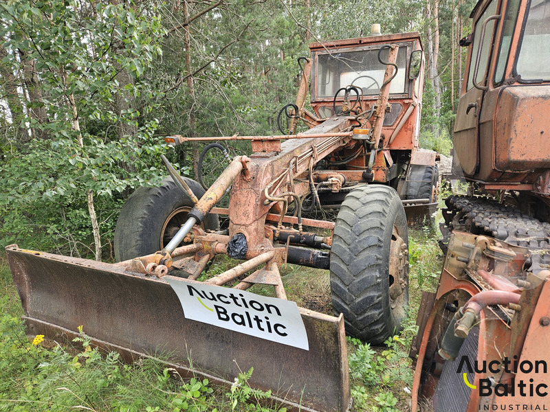 Onbekend DZ-99 - Γκρέιντερ: φωτογραφία 1 Onbekend DZ-99 - Γκρέιντερ: φωτογραφία 1