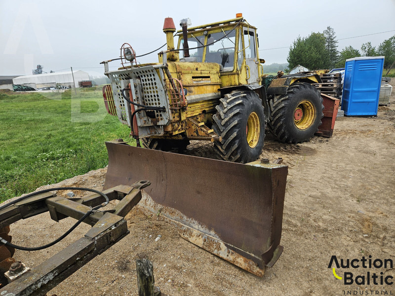 Onbekend T-157K - Τρακτέρ: φωτογραφία 1 Onbekend T-157K - Τρακτέρ: φωτογραφία 1