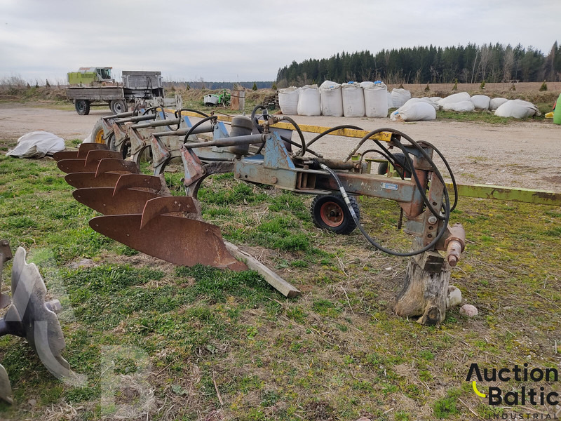 Overum C598L - Άροτρο: φωτογραφία 1 Overum C598L - Άροτρο: φωτογραφία 1