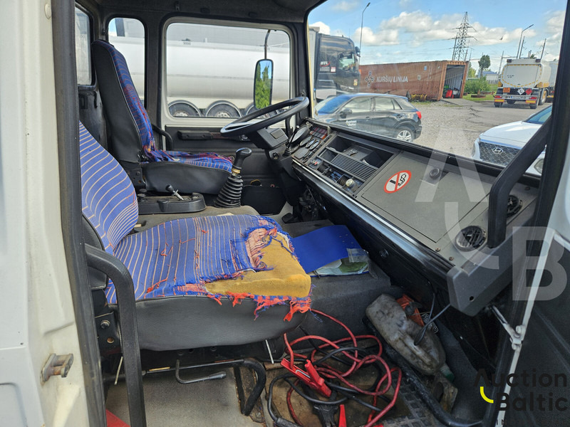 Renault Midliner S 150 - Φορτηγό βυτιοφόρο: φωτογραφία 5 Renault Midliner S 150 - Φορτηγό βυτιοφόρο: φωτογραφία 5