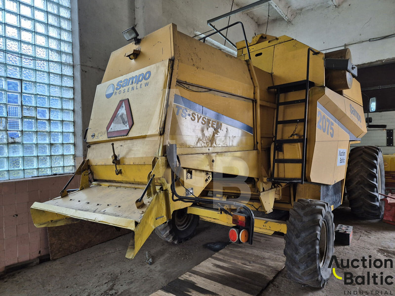 Sampo-Rosenlew SR 2075 TS - Θεριζοαλωνιστική μηχανή: φωτογραφία 2 Sampo-Rosenlew SR 2075 TS - Θεριζοαλωνιστική μηχανή: φωτογραφία 2