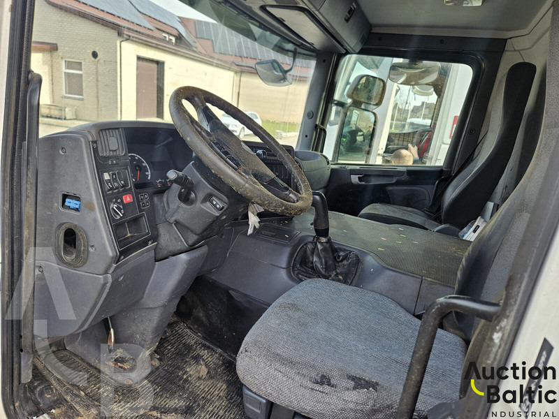 Scania P 230 - Φορτηγό βυτιοφόρο: φωτογραφία 5 Scania P 230 - Φορτηγό βυτιοφόρο: φωτογραφία 5