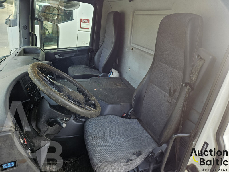 Φορτηγό βυτιοφόρο για τη μεταφορά γάλακτος Scania P 230: φωτογραφία 7