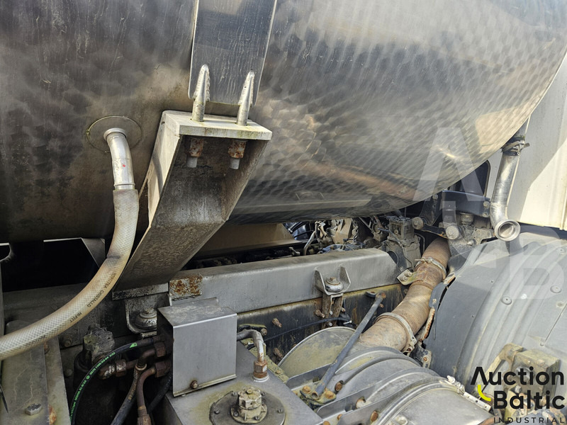 Φορτηγό βυτιοφόρο για τη μεταφορά γάλακτος Scania P 230: φωτογραφία 15