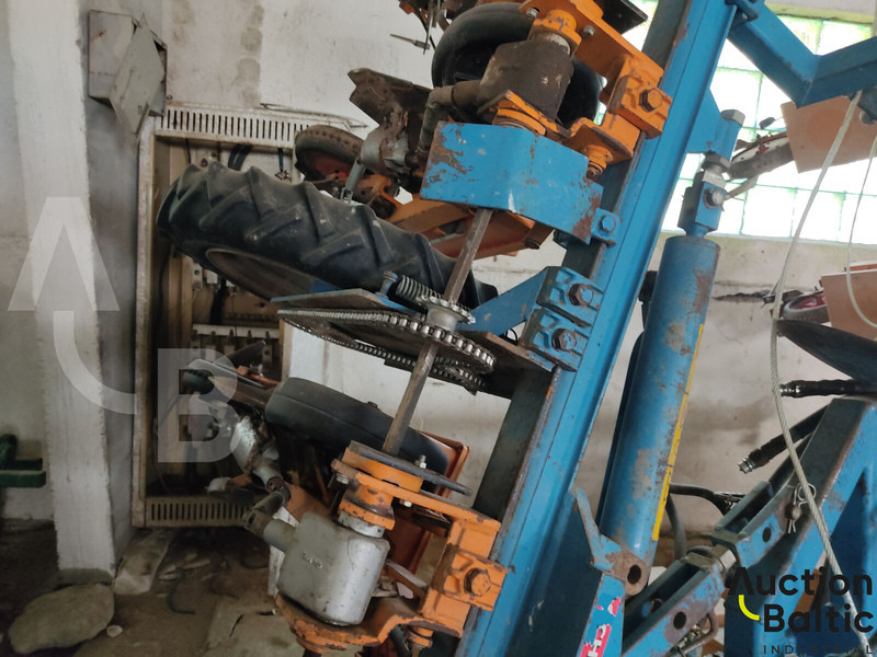 Schmotzer UD2000 - Σπαρτική μηχανή ακριβείας: φωτογραφία 4 Schmotzer UD2000 - Σπαρτική μηχανή ακριβείας: φωτογραφία 4