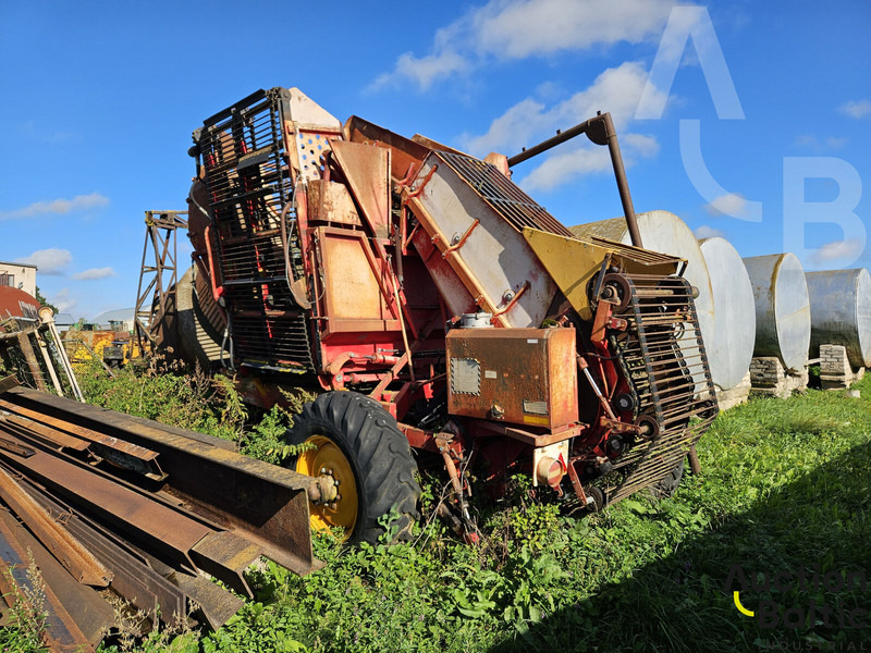 TIM Sugar beet harvester - Θεριζοαλωνιστική μηχανή: φωτογραφία 1 TIM Sugar beet harvester - Θεριζοαλωνιστική μηχανή: φωτογραφία 1